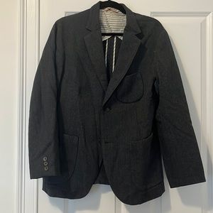 Men’s grey blazer